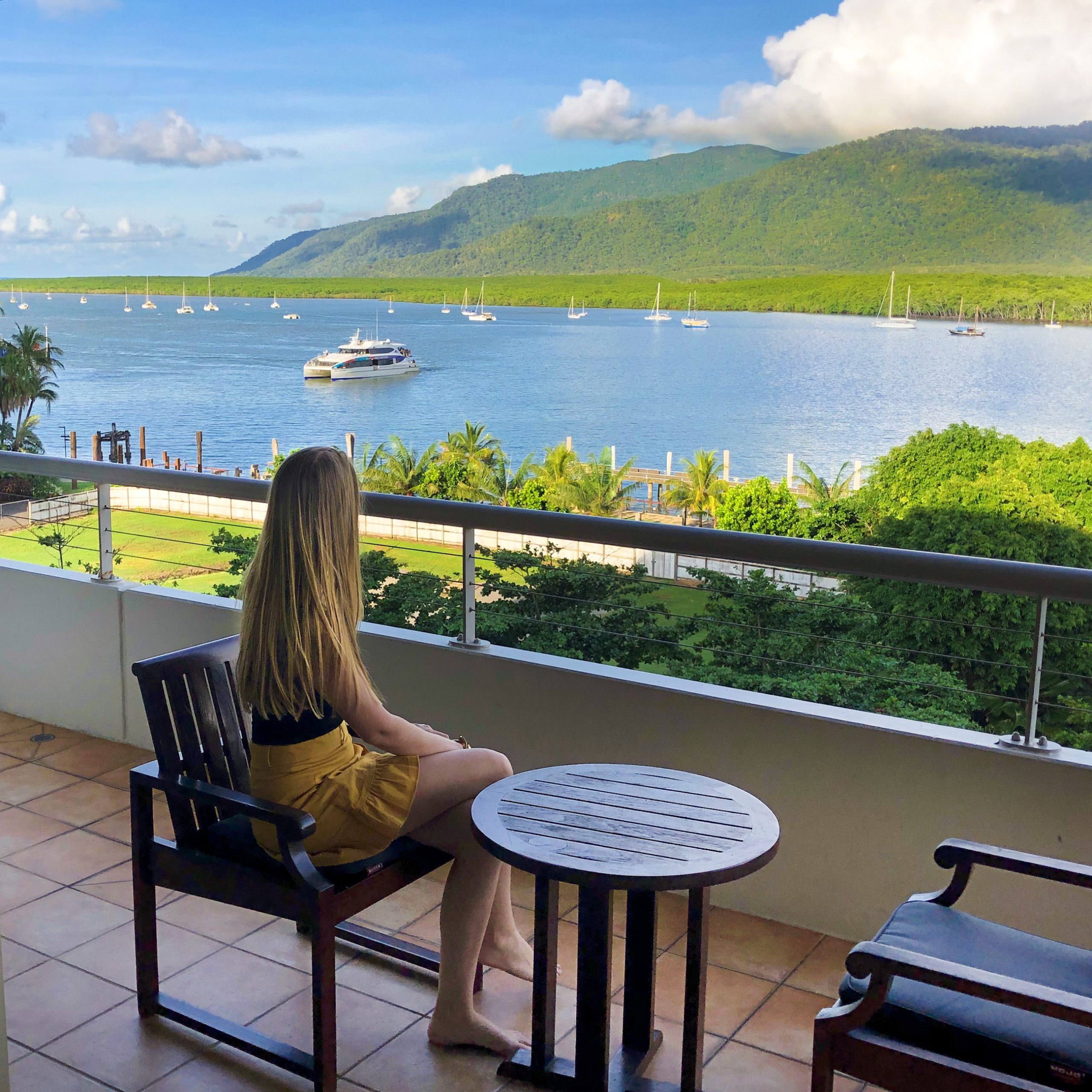 Pullman Reef Hotel Casino -Balcony